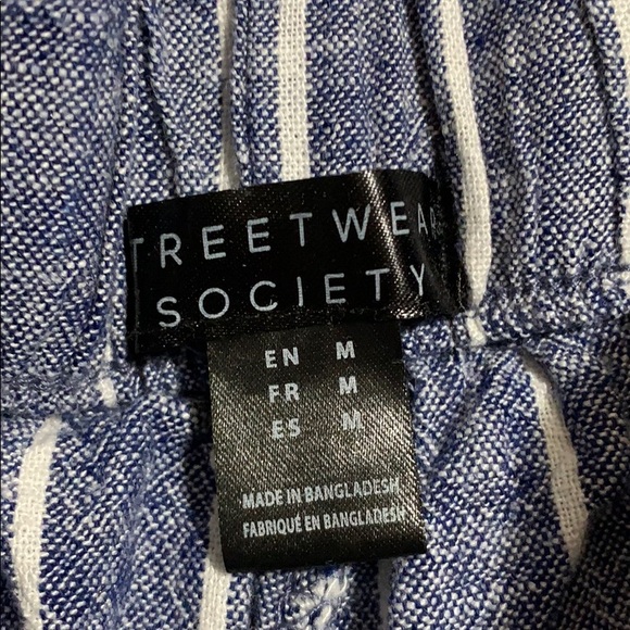 Pants - Picture 4 of 5